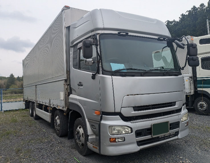 トラックの販売クオン