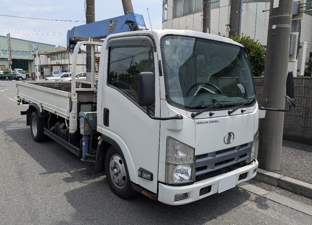 トラックの販売コンドル