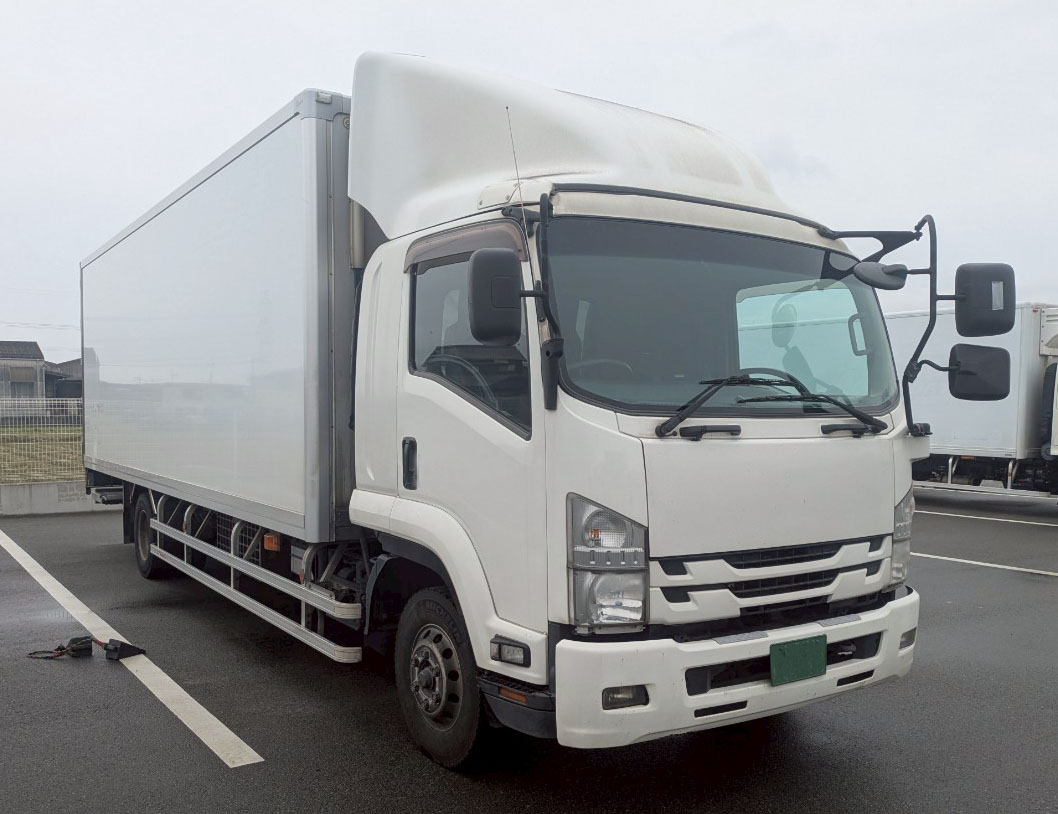 トラックの販売フォワード