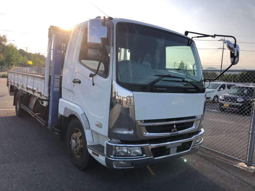トラックの販売ファイター