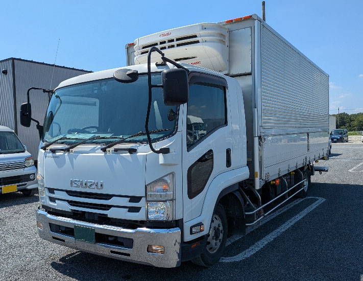 トラックの販売フォワード