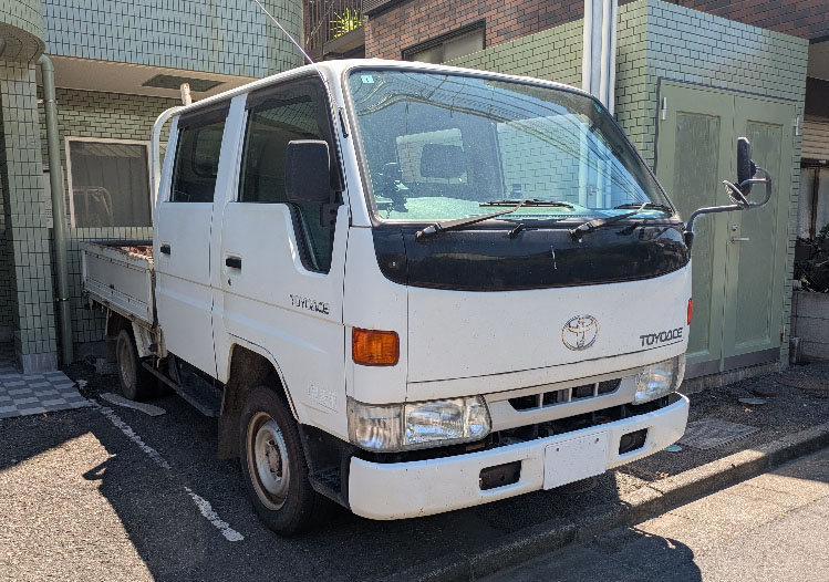 トラックの販売トヨエース