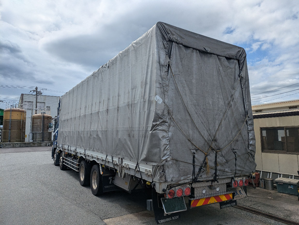 トラックの販売クオン
