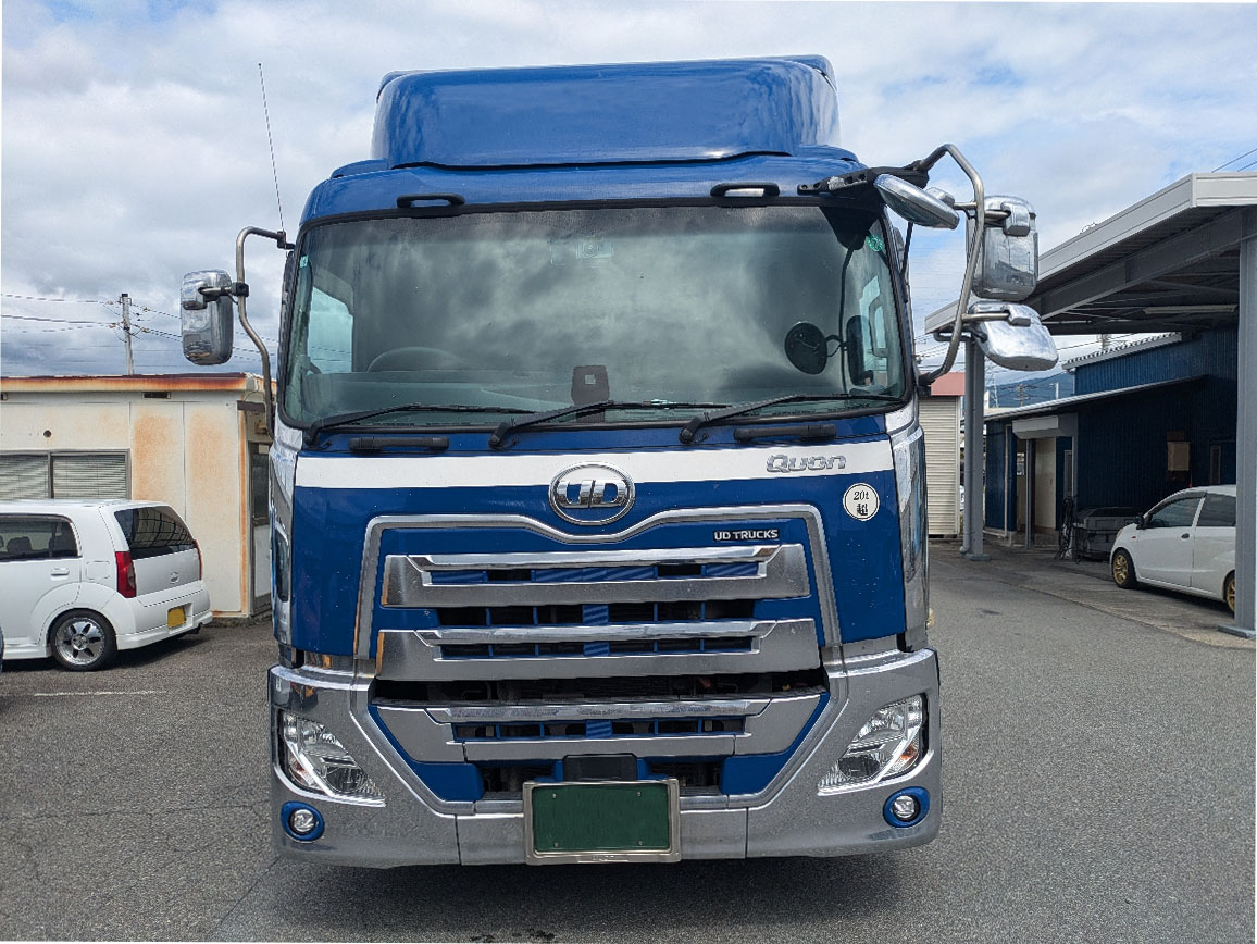 トラックの販売クオン