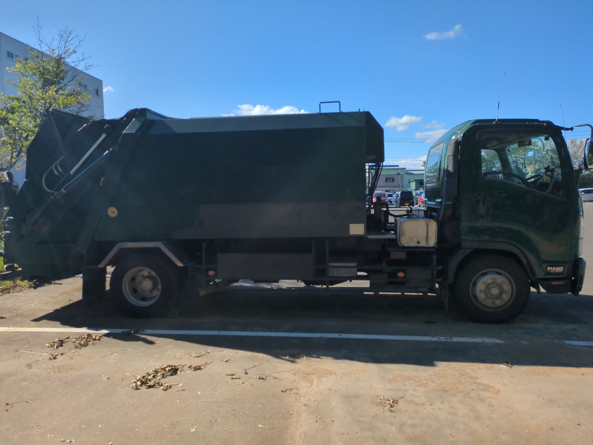 トラックの販売フォワード