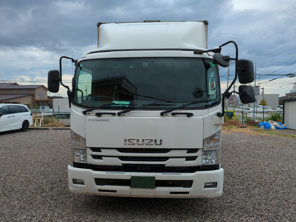 トラックの販売フォワード