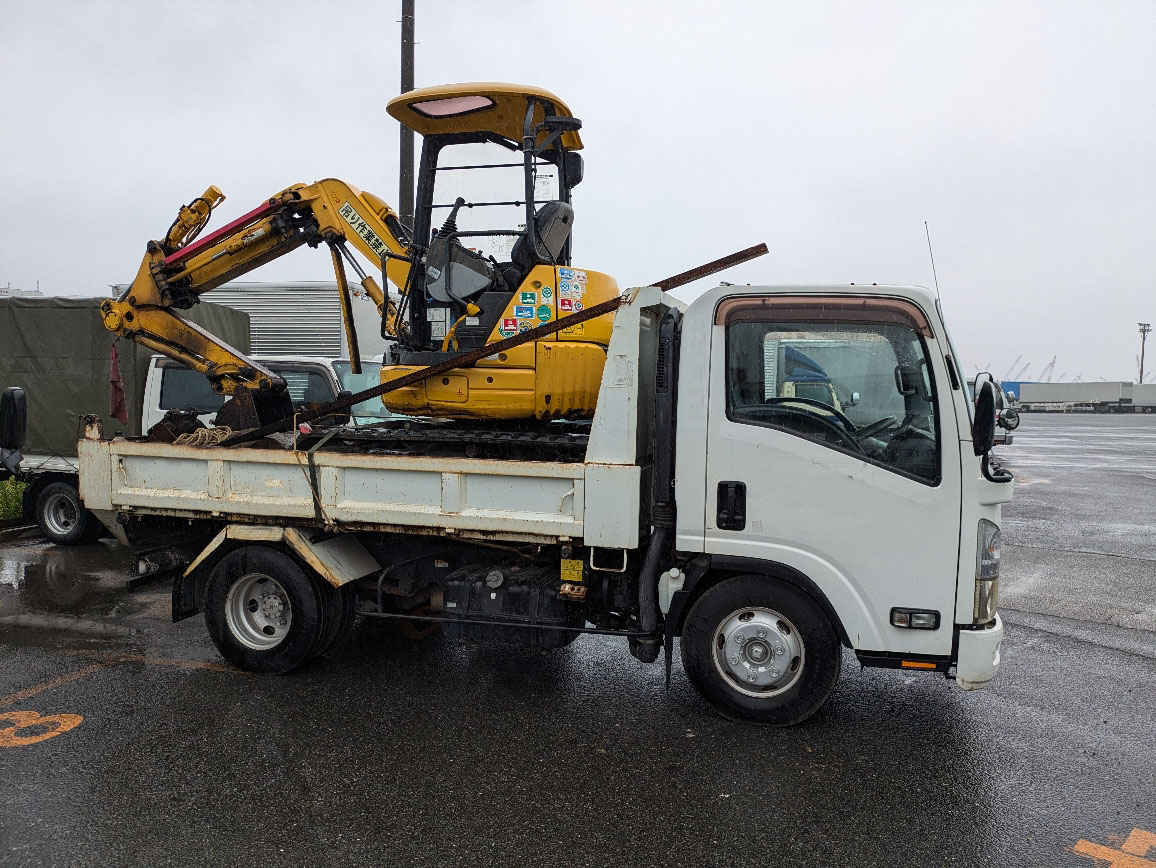 トラックの販売エルフ