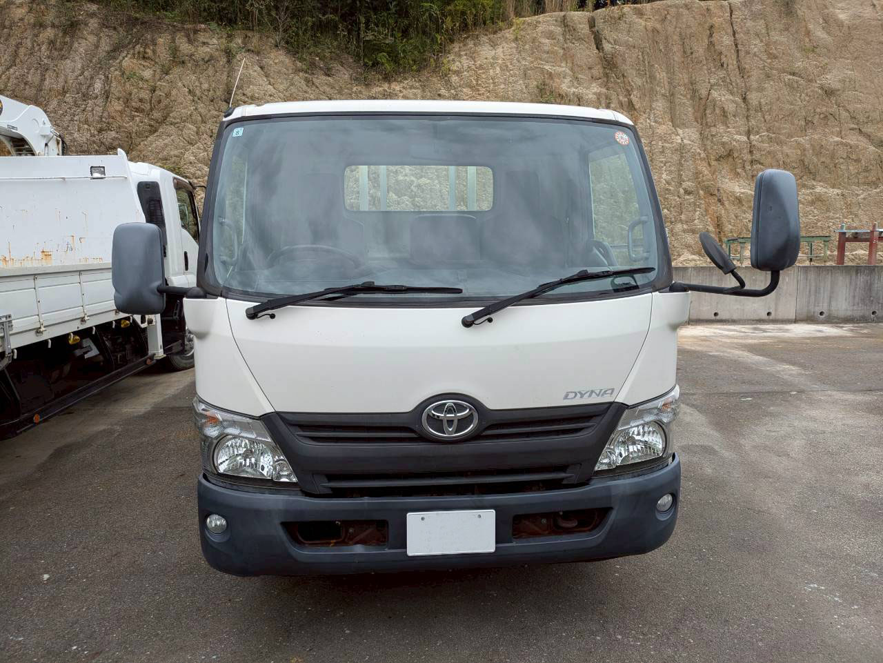 トラックの販売ダイナ