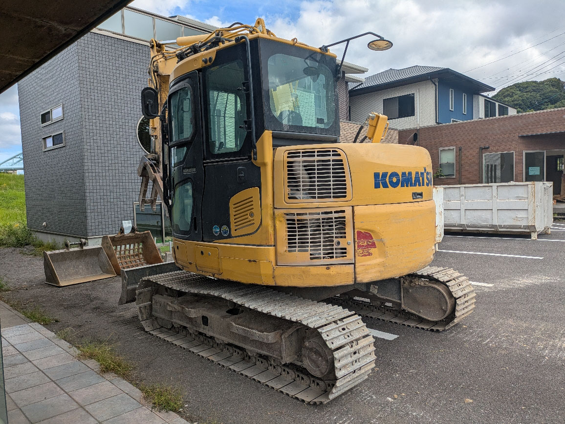 トラックの販売油圧ショベル