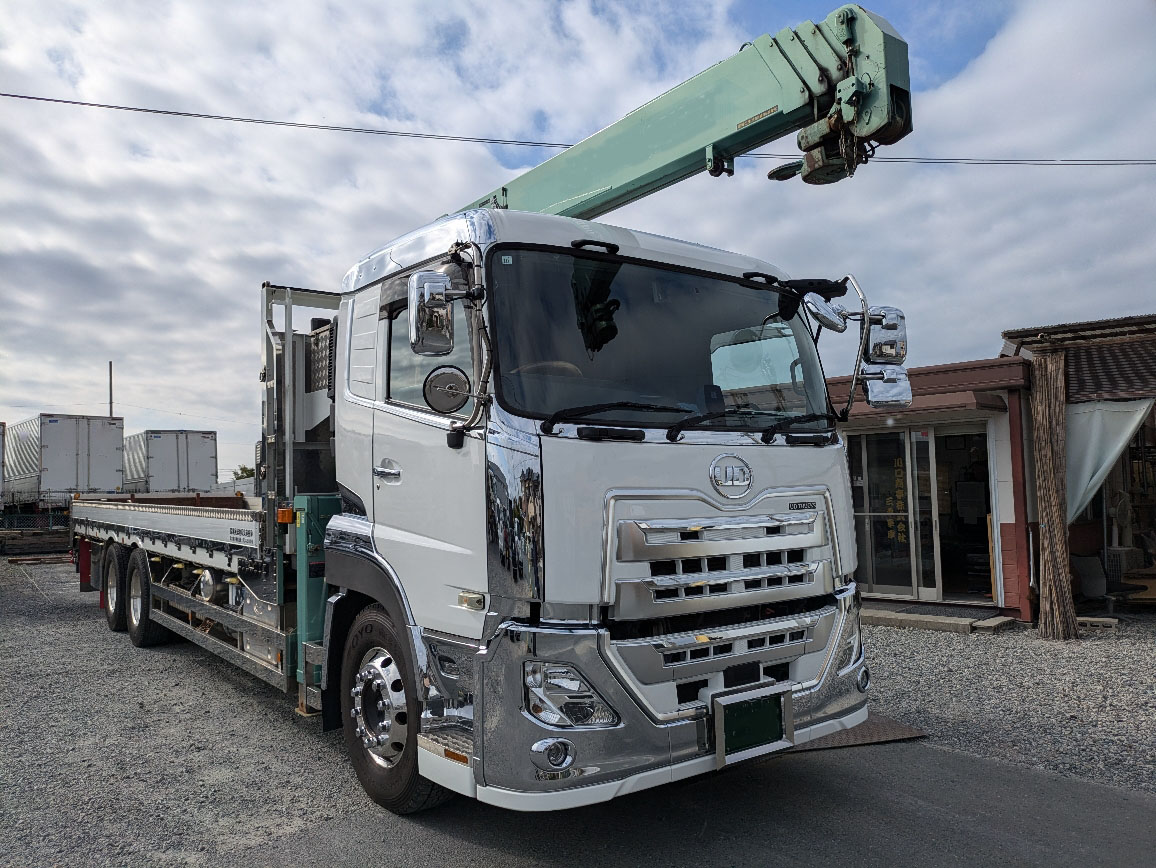 トラックの販売クオン