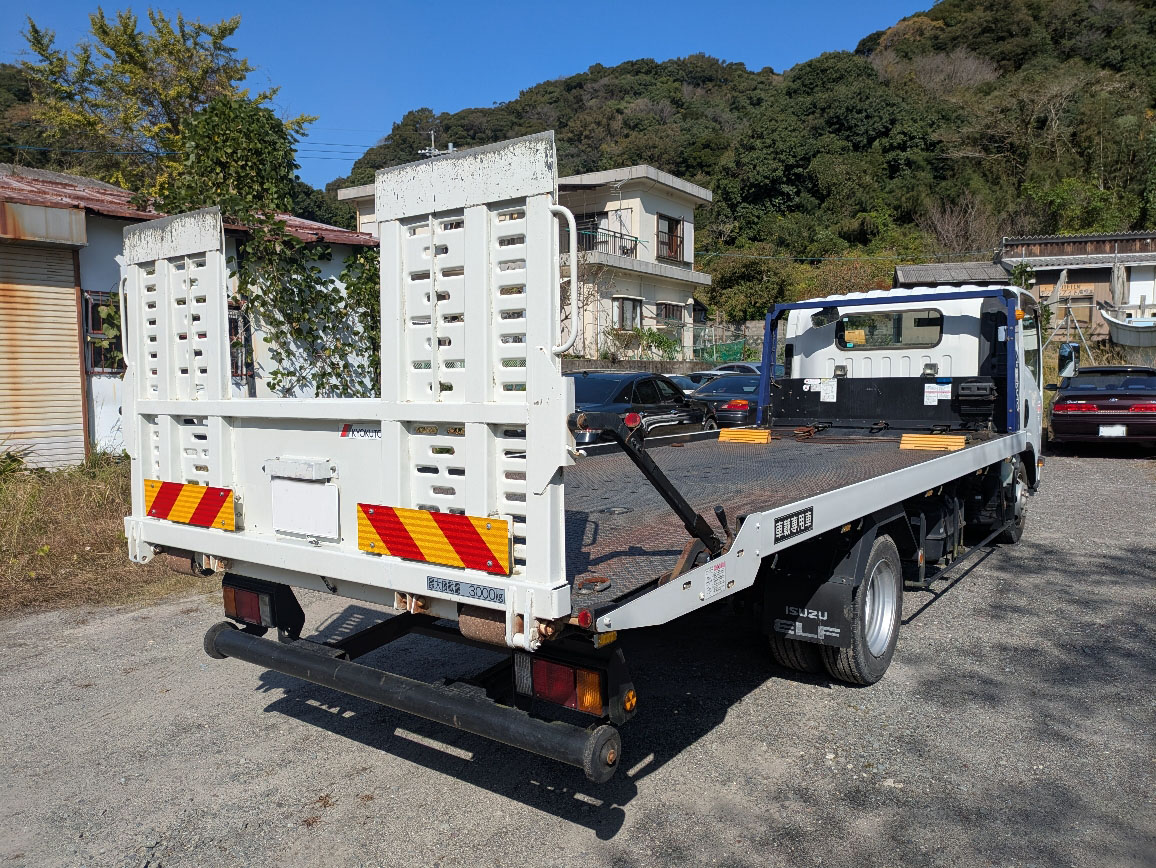 トラックの販売エルフ