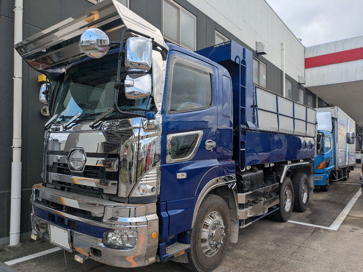 トラックの販売プロフィア