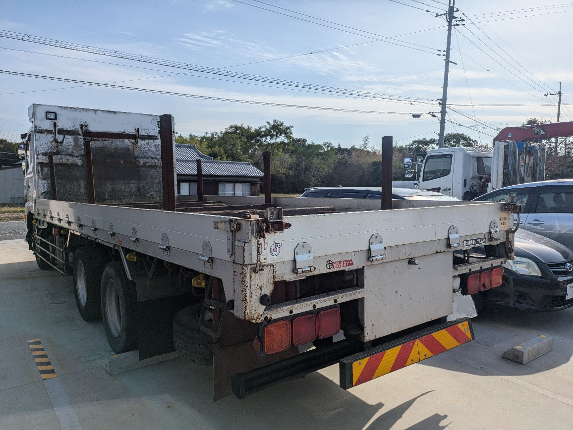 トラックの販売コンドル