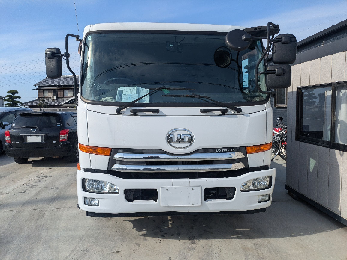 トラックの販売コンドル