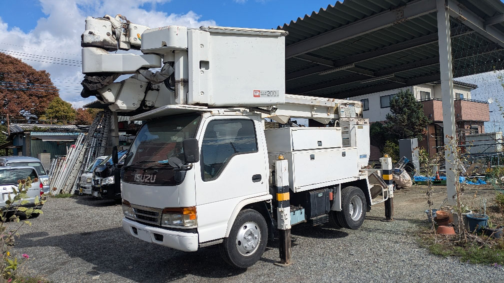 トラックの販売エルフ