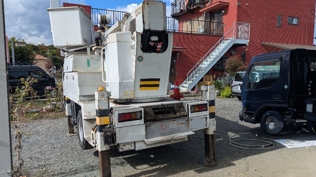 トラックの販売エルフ