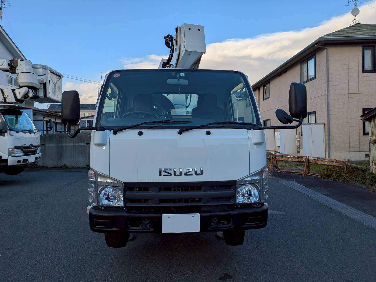 トラックの販売エルフ