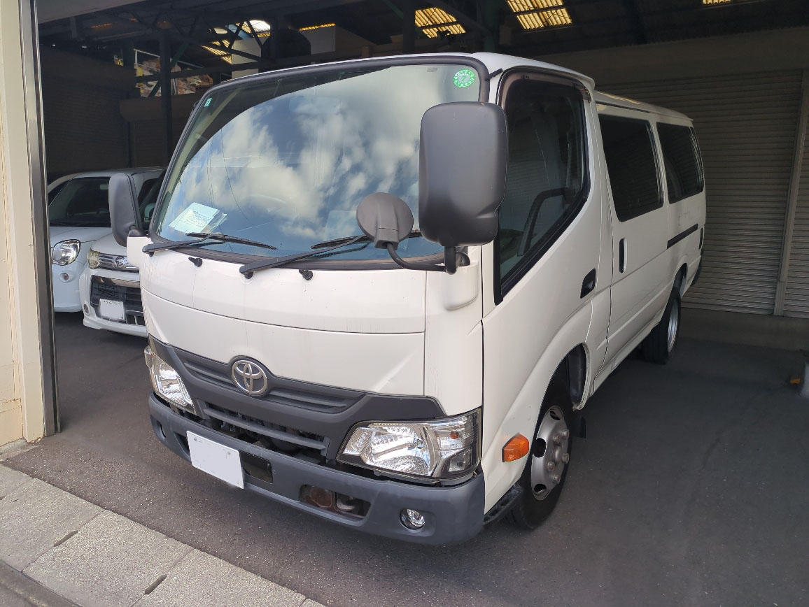 トラックの販売ダイナルートバン