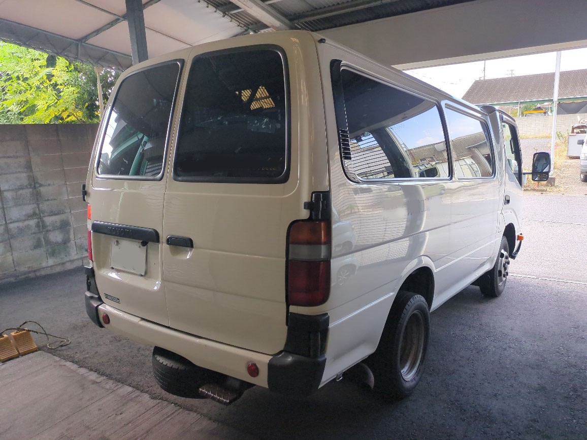 トラックの販売ダイナルートバン