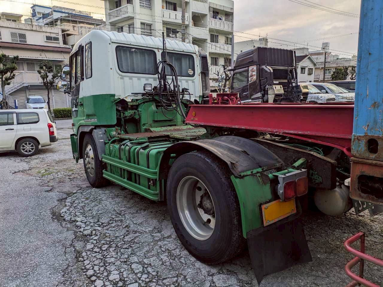 トラックの販売プロフィア