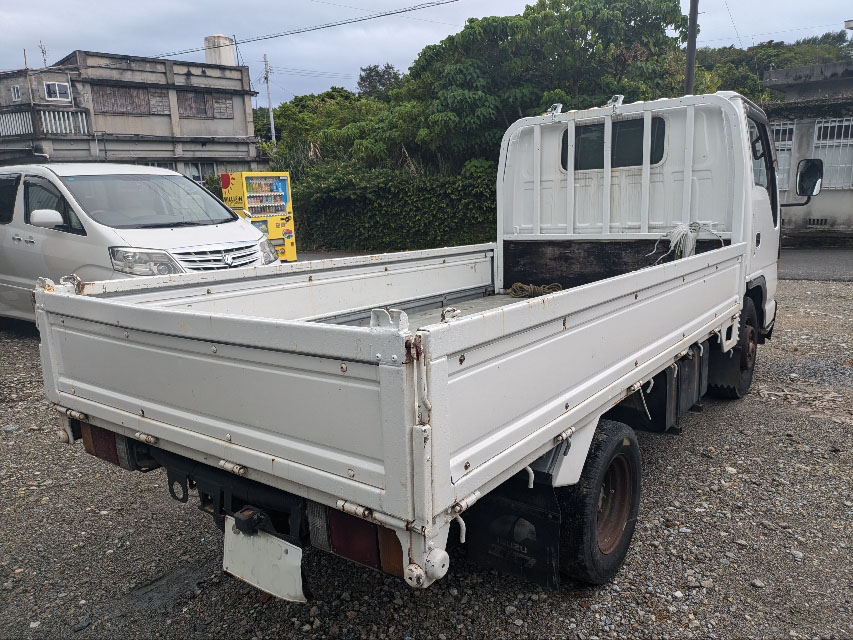 トラックの販売エルフ