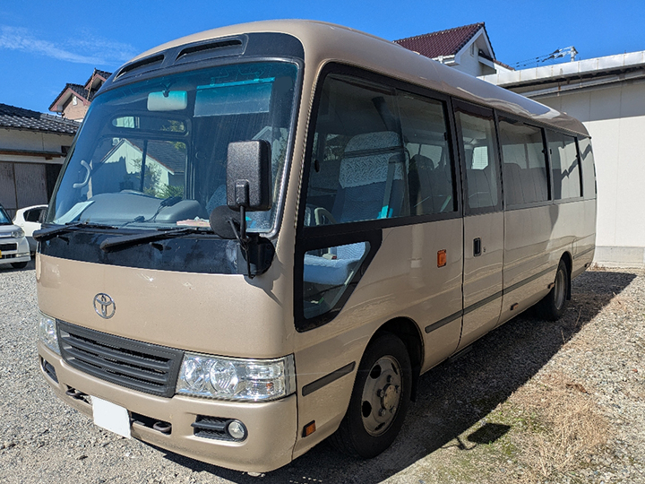 トラックの販売コースター