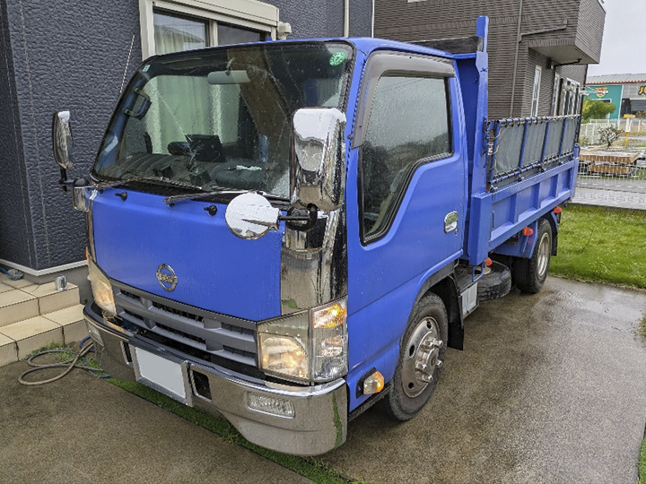 トラックの販売アトラス