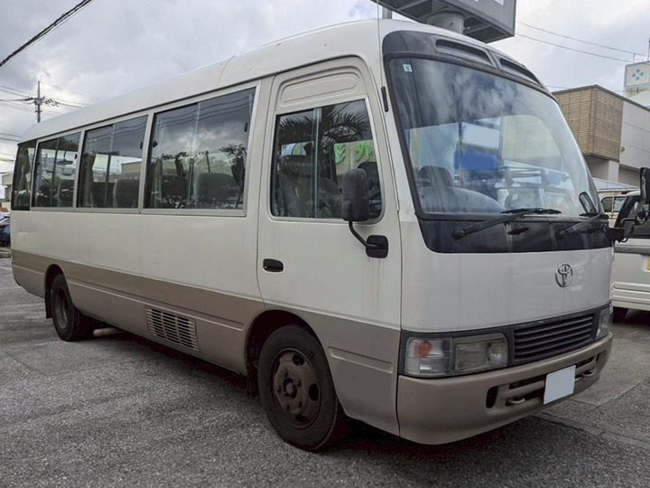 トラックの販売コースター