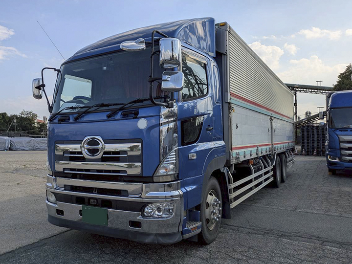 トラックの販売プロフィア