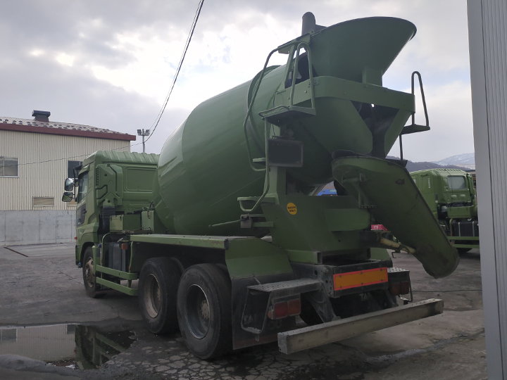 トラックの販売クオン