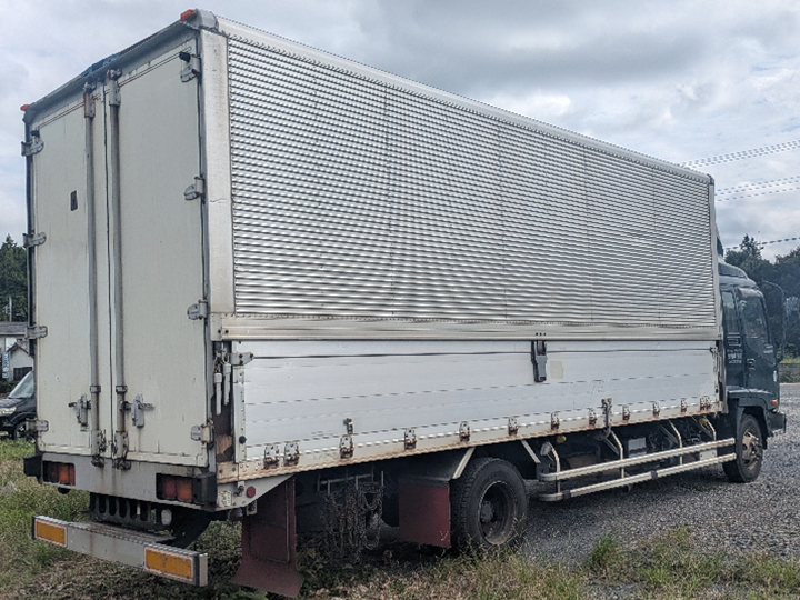 トラックの販売フォワード