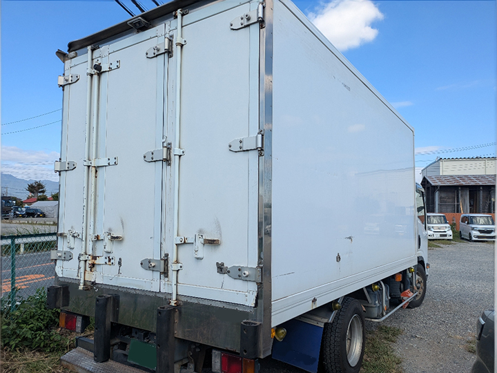 トラックの販売エルフ