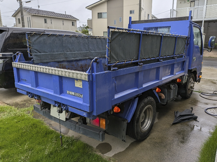 トラックの販売アトラス