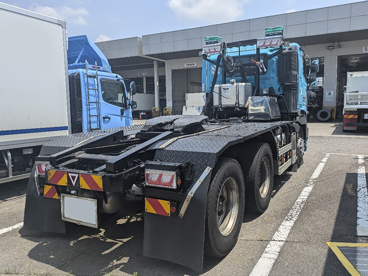 トラックの販売プロフィア