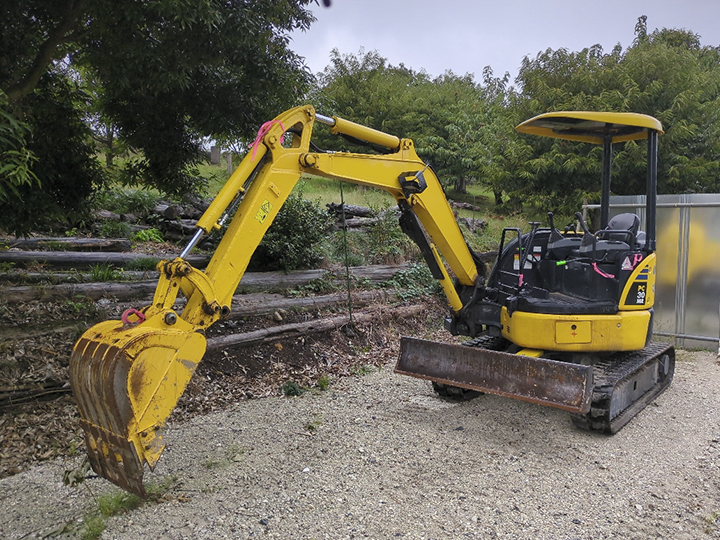 トラックの販売油圧ショベル
