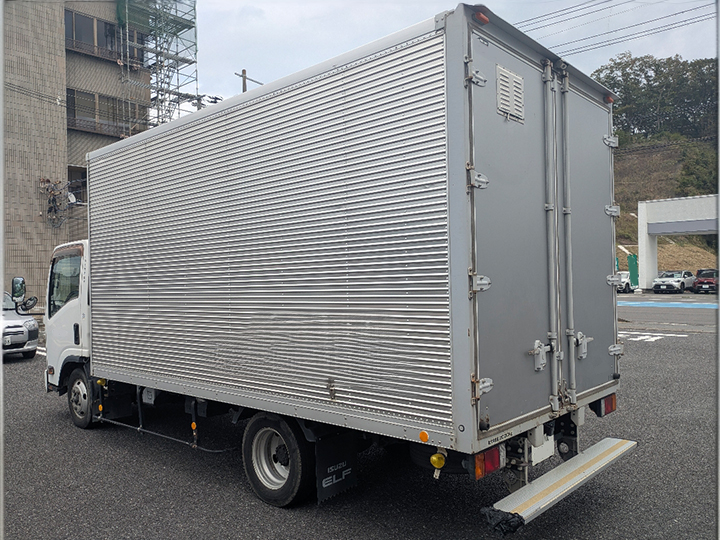 トラックの販売エルフ