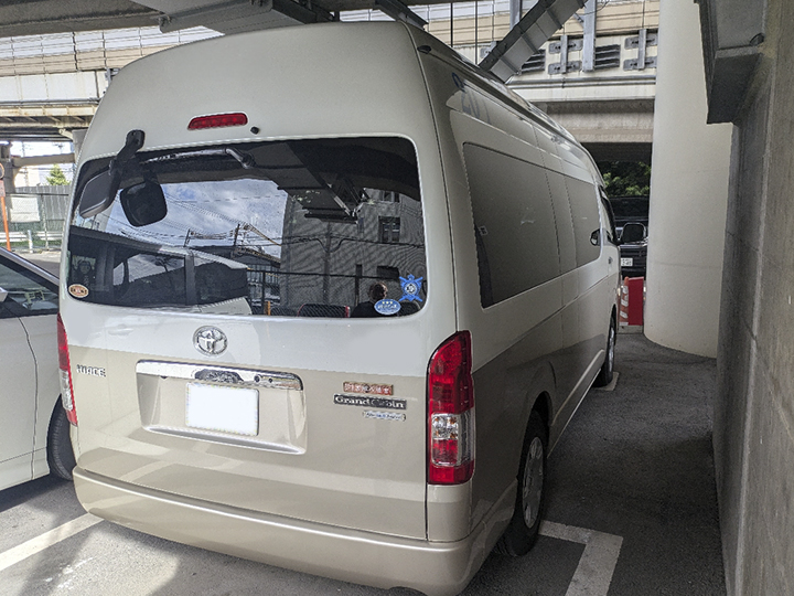 トラックの販売ハイエース