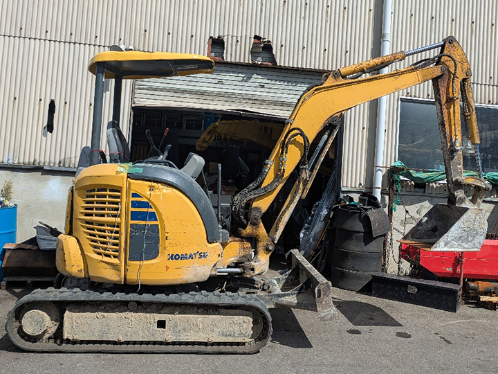 トラックの販売油圧ショベル