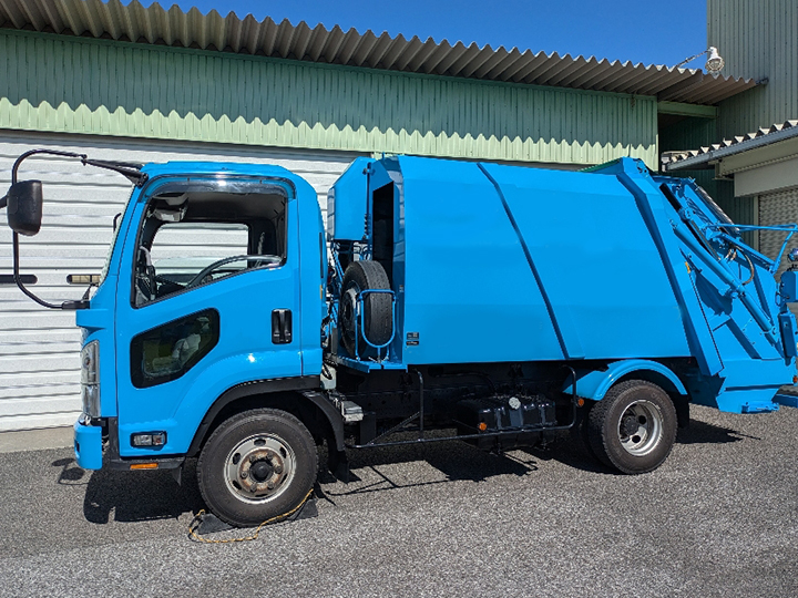 トラックの販売フォワード