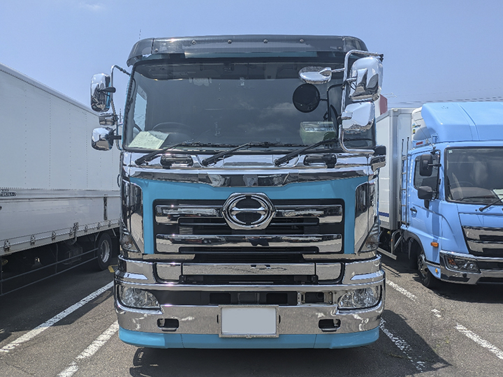 トラックの販売プロフィア