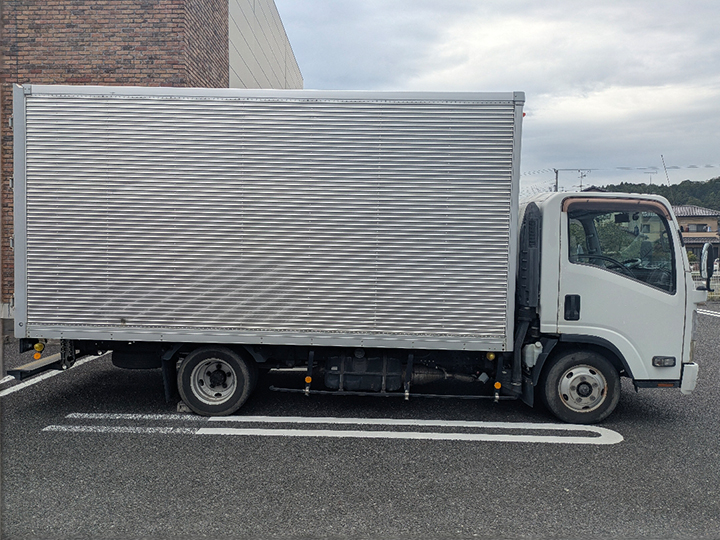 トラックの販売エルフ