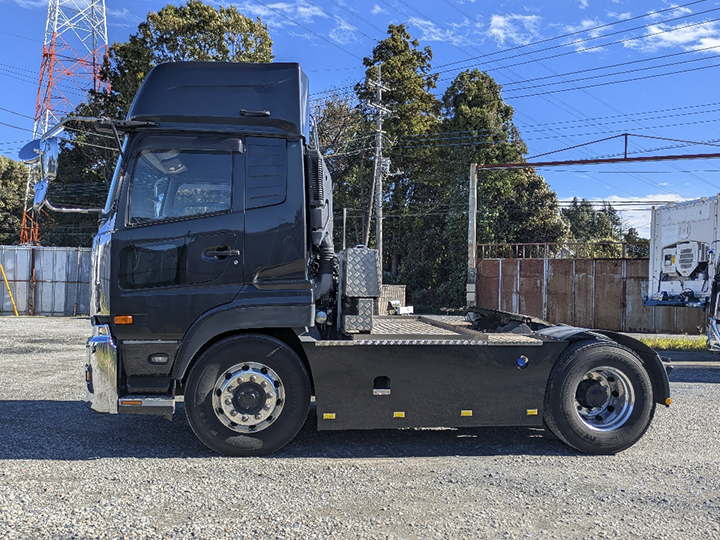 トラックの販売クオン