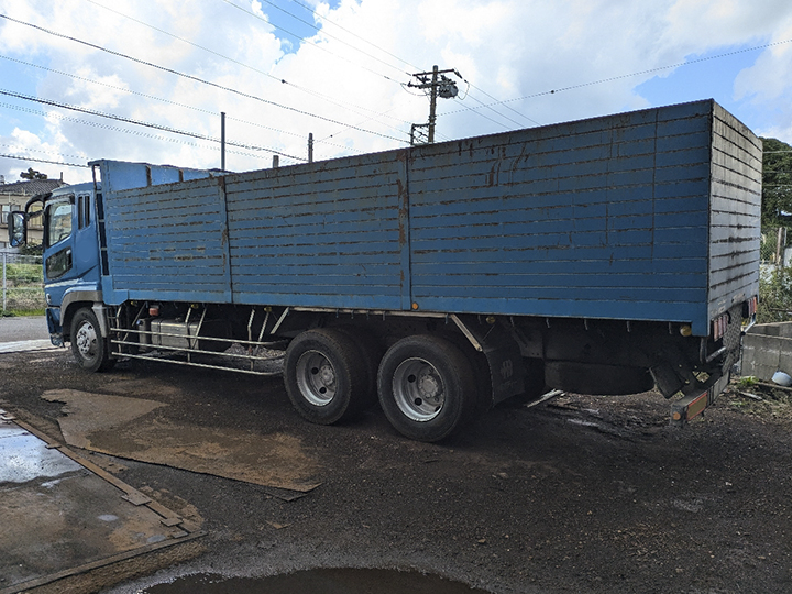 トラックの販売スーパーグレート