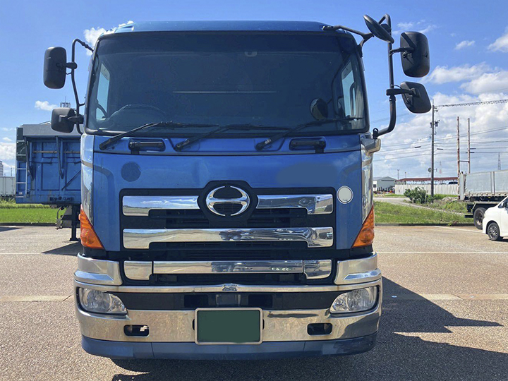 トラックの販売プロフィア