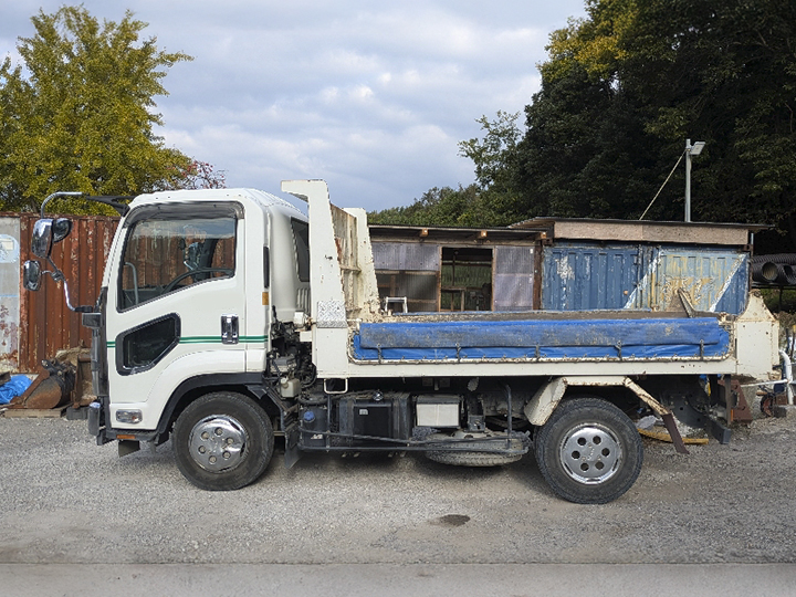 トラックの販売フォワード