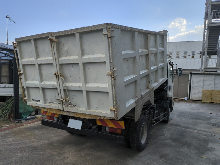 トラックの販売フォワード