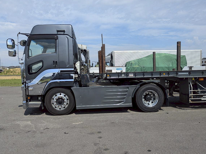 トラックの販売ギガ