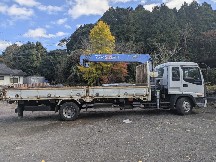 トラックの販売フォワード