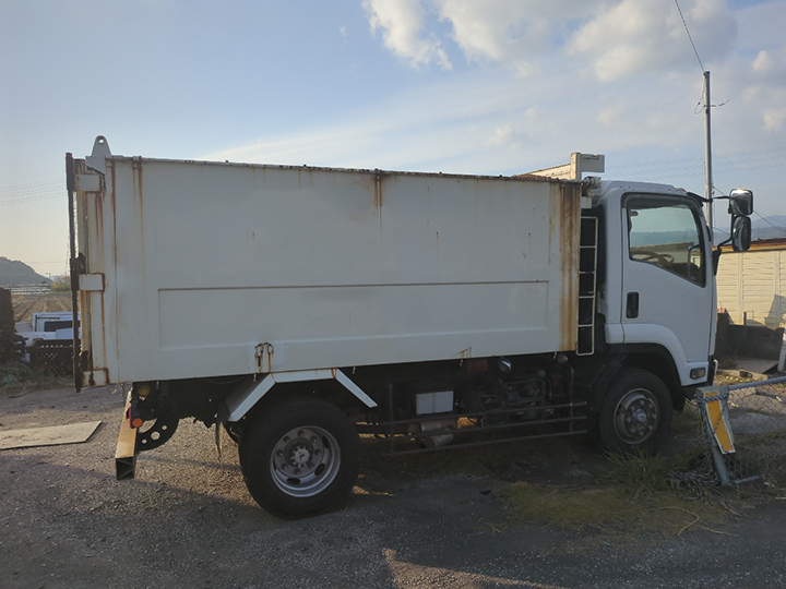 トラックの販売フォワード