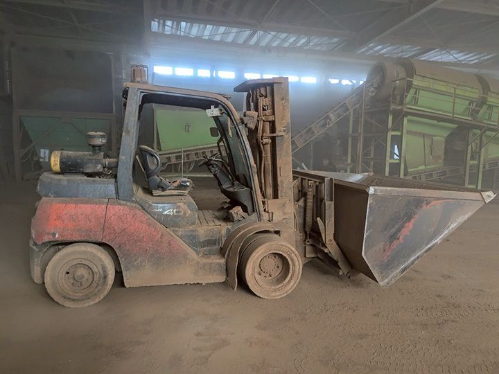 トラックの販売フォークリフト